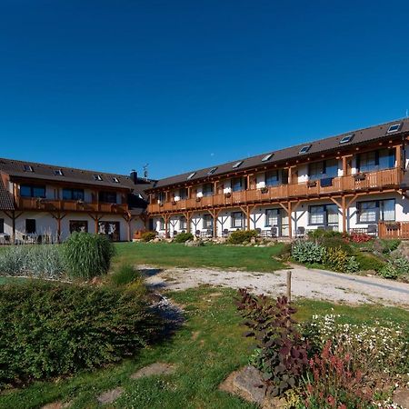 Jbx Resort Hotel Albatros Predni Vyton Exterior photo